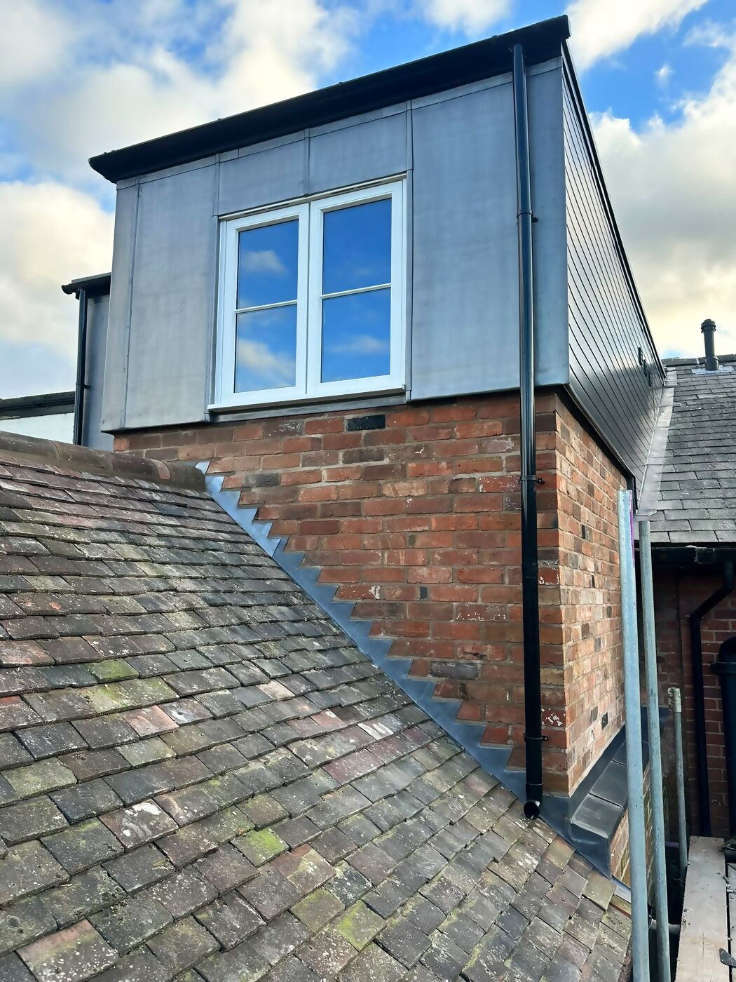 Lead-clad dormer with stepped flashing, Jury Street Warwick